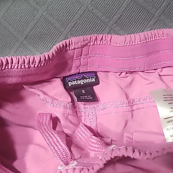 Patagonia Kids Pink Baggies Shorts Size Small Girls (Id Say 7/8) - Picture 4 of 7